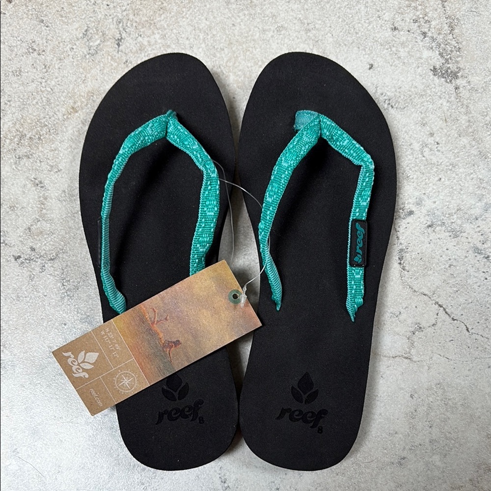 NWT Reef Women's Black and Teal Flip Flops size 8 thin strap